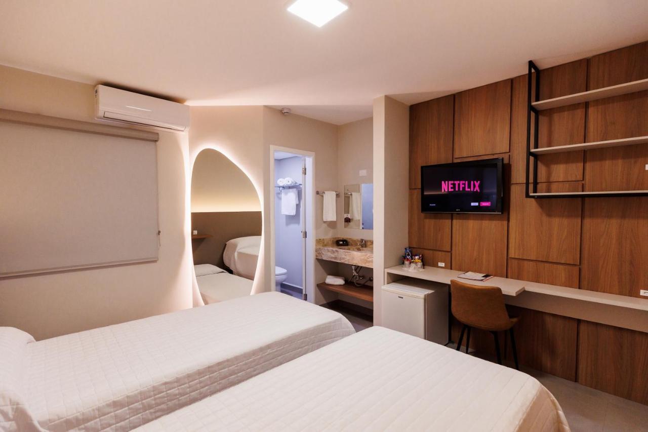 Tonello Business Hotel Campo Mourão Eksteriør billede
