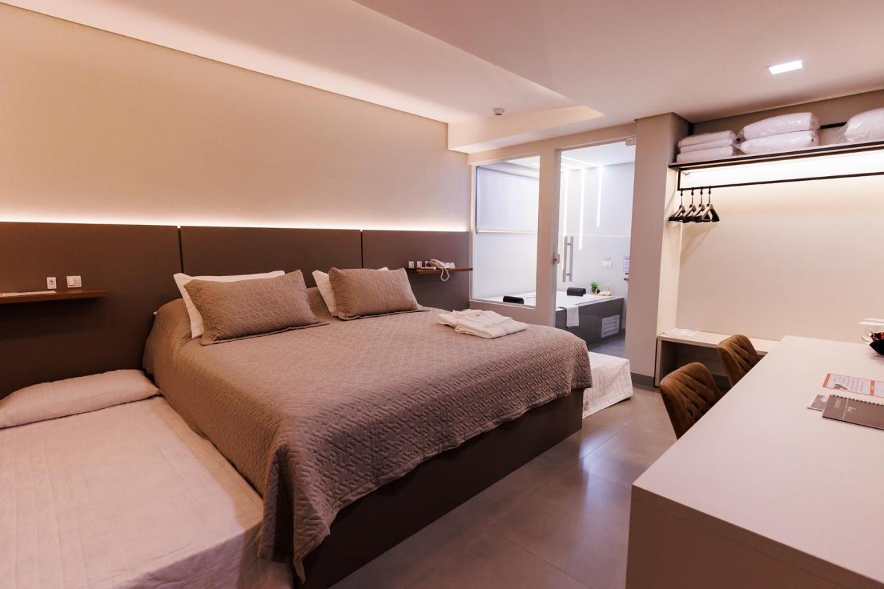 Tonello Business Hotel Campo Mourão Eksteriør billede
