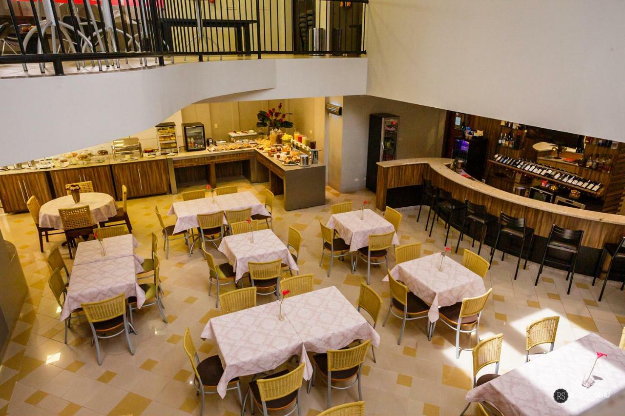Tonello Business Hotel Campo Mourão Eksteriør billede